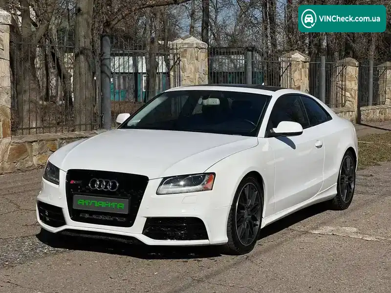 Audi A5 2011, фото з оголошення 1 з 18, VIN WAULFAFR5CA001907