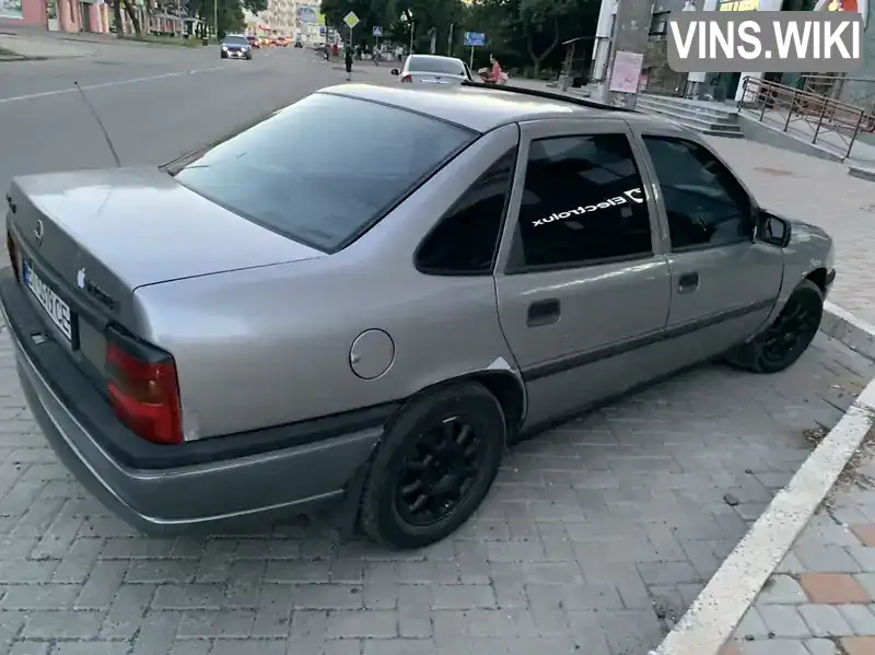 Opel Vectra 1994, фото з оголошення 2 з 21, VIN W0L000087R7576549