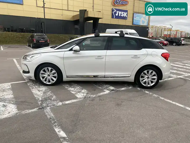 Citroen DS5 2014, фото з оголошення 2 з 20, VIN VF7KFAHWTES510576