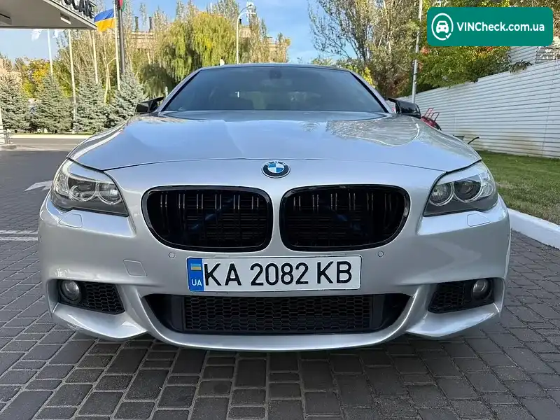 BMW 5 Series 2012, фото з оголошення 2 з 20, VIN WBAFU7C50CDU61580