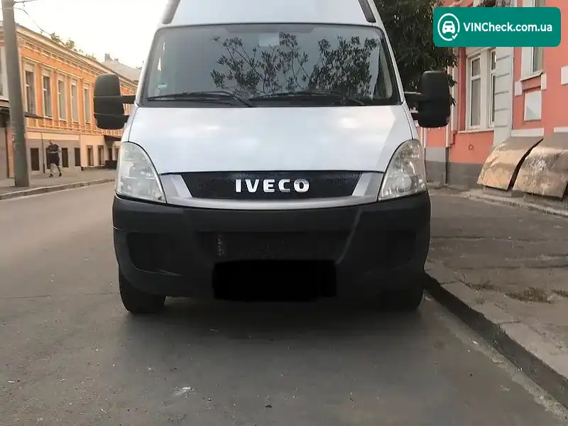 Iveco Daily 2010, фото з оголошення 2 з 17, VIN ZCFC3593005852681