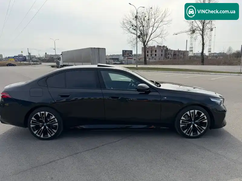 BMW i5 2024, фото з оголошення 2 з 20, VIN WBY33FK04RCS22779
