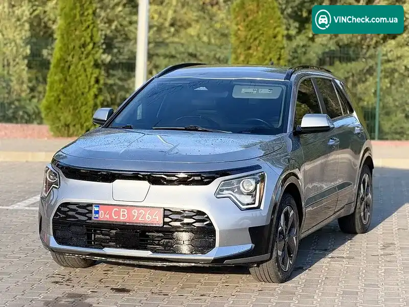 Kia Niro 2023, фото з оголошення 1 з 17, VIN KNDCR3L17P5073470
