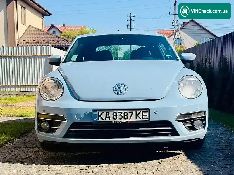Volkswagen Beetle 2015, фото з оголошення 2 з 17, VIN 3VWF17AT3FM656530