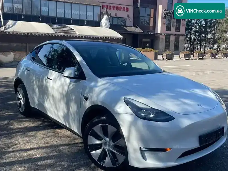 Tesla Model Y 2023, фото з оголошення 1 з 8, VIN 7SAYGDEE4PF797653