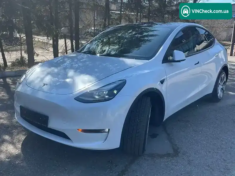 Tesla Model Y 2023, фото з оголошення 2 з 8, VIN 7SAYGDEE4PF797653