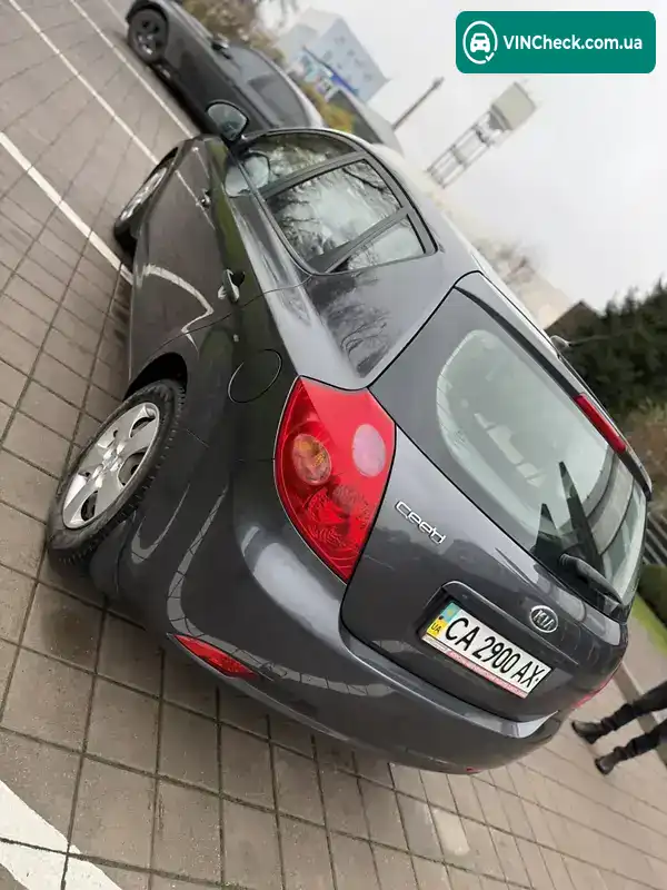 Kia Ceed 2008, фото з оголошення 2 з 12, VIN Y6LFF24129L009293