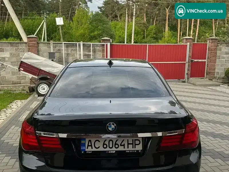 BMW 7 Series 2015, фото з оголошення 2 з 20, VIN WBAYC41020DZ77792