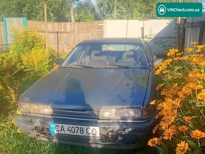 Mazda 626 1988, фото з оголошення 1 з 19, VIN JMZGD14H201177787