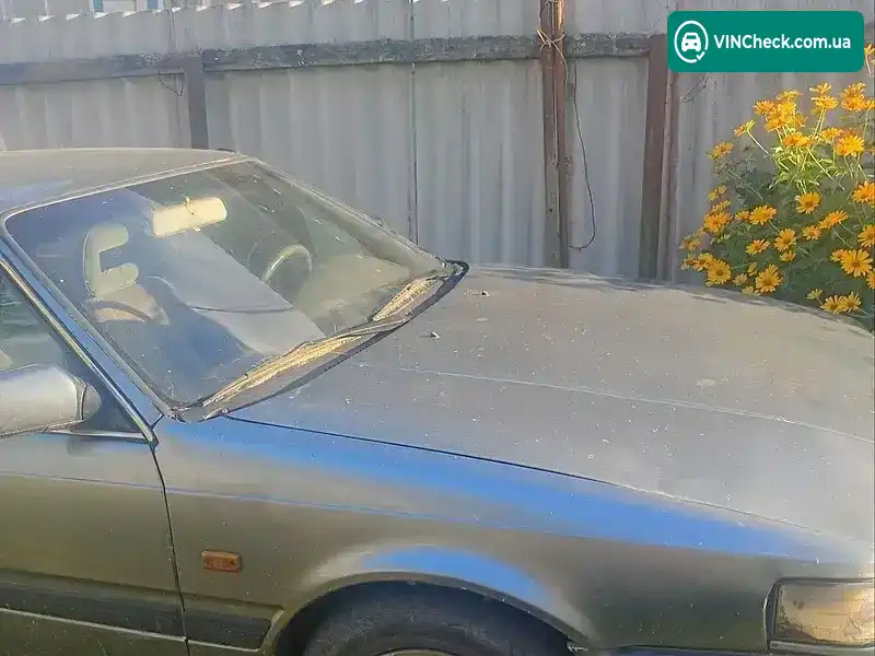 Mazda 626 1988, фото з оголошення 2 з 19, VIN JMZGD14H201177787