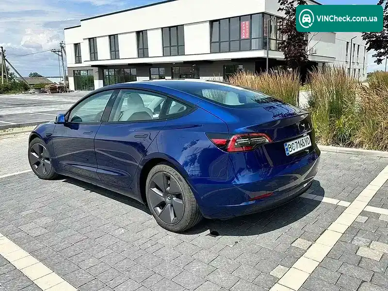 Tesla Model 3 2023, фото з оголошення 2 з 17, VIN 5YJ3E1EA7PF513442