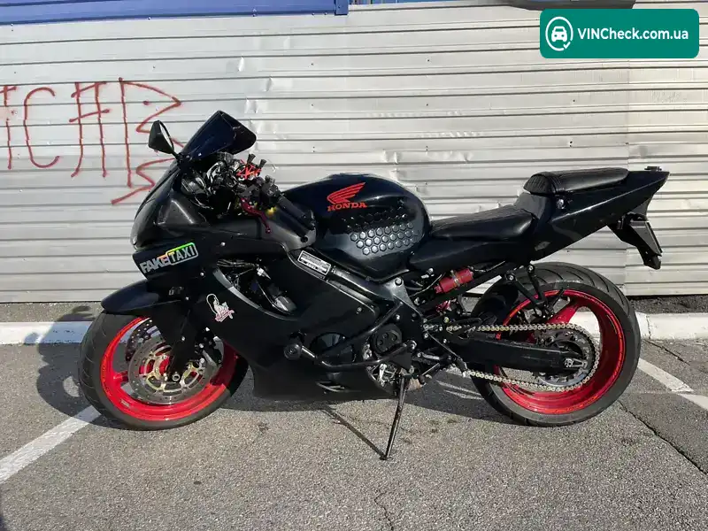 Honda CBR 600F 2001, фото з оголошення 1 з 14, VIN JN0600F0011200511