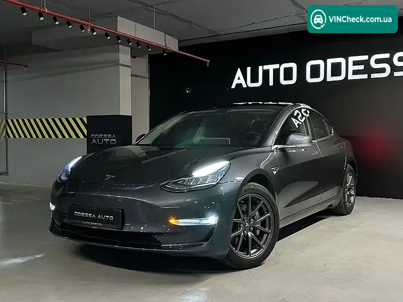 Tesla Model 3 2018, фото з оголошення 1 з 19, VIN 5YJ3E1EA4JF021751