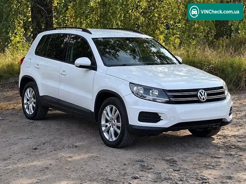 Volkswagen Tiguan 2017, фото з оголошення 1 з 12, VIN WVGAV7AX1HK028900