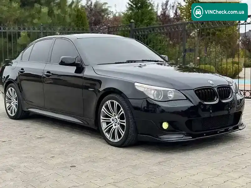BMW 5 Series 2004, фото з оголошення 2 з 12, VIN WBANA31030B164637