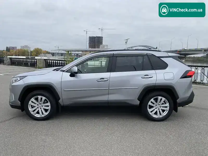 Toyota RAV4 2021, фото з оголошення 2 з 20, VIN JTMD43FV50D023311