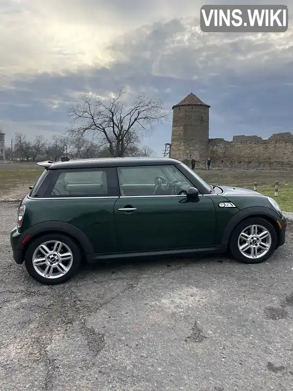 MINI Hatch 2011, фото з оголошення 2 з 21, VIN WMWSV3C56CTY18576