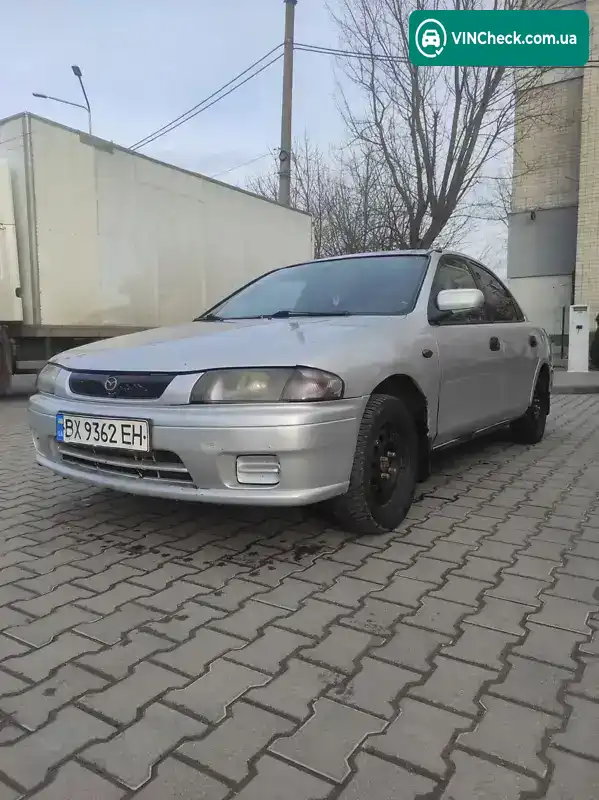 Mazda 323 1998, фото з оголошення 1 з 12, VIN JMZBA125200649156