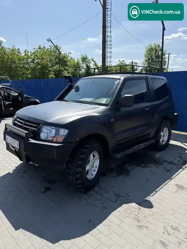 Mitsubishi Pajero 2000, фото з оголошення 1 з 12, VIN JMBMNV68W1J003591