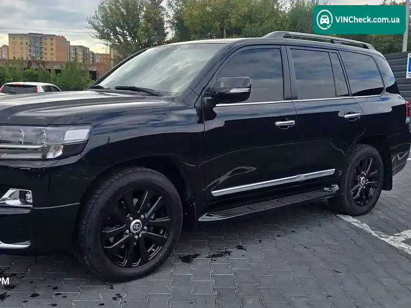 Toyota Land Cruiser 2017, фото з оголошення 2 з 17, VIN JTMCV02J704231328