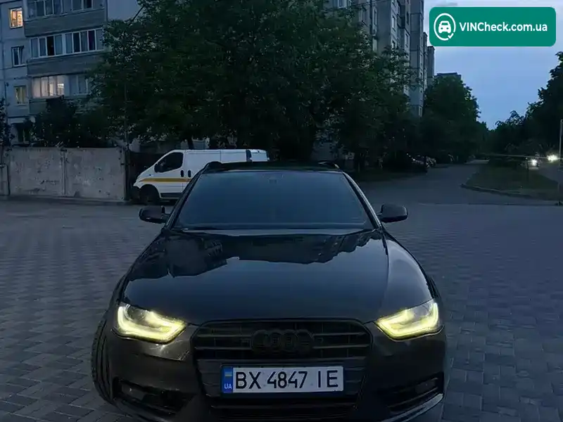 Audi A4 2013, фото з оголошення 2 з 21, VIN WAUZZZ8K8DA194555
