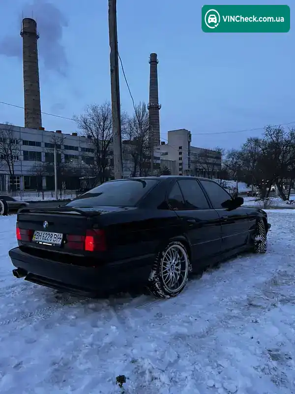 BMW 5 Series 1989, фото з оголошення 2 з 20, VIN WBAHC2105LBE05831
