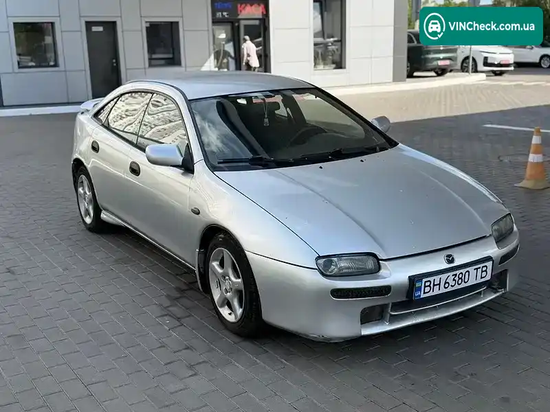 Mazda 323 1998, фото з оголошення 2 з 6, VIN JMZBA145201657003