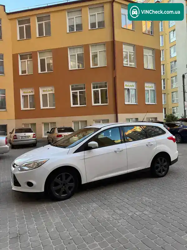 Ford Focus 2013, фото з оголошення 1 з 16, VIN WF0LXXGCBLDE26512