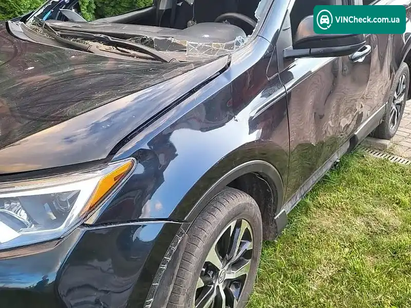 Toyota RAV4 2017, фото з оголошення 1 з 10, VIN JTMZFREV5HJ712024