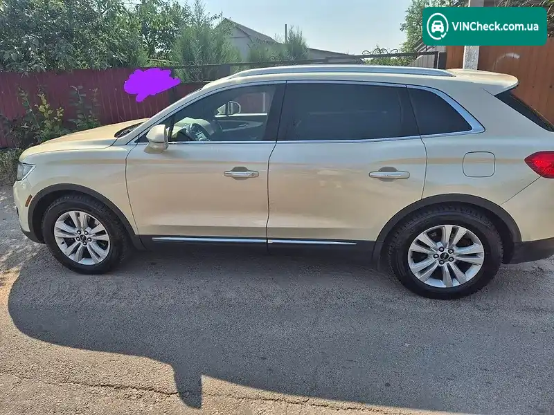 Lincoln MKX 2016, фото з оголошення 1 з 6, VIN 2LMTJ6JR8GBL73886