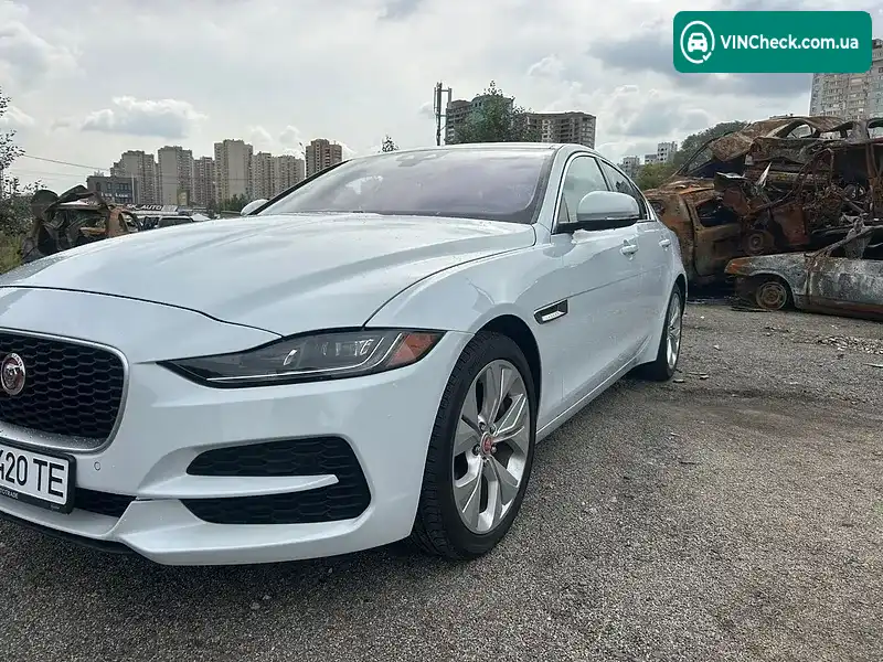 Jaguar XE 2019, фото з оголошення 2 з 17, VIN SAJAJ4FXXLCP55724