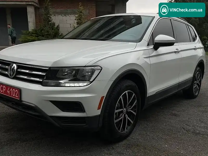 Volkswagen Tiguan 2019, фото з оголошення 1 з 20, VIN 3VV2B7AX7MM090369