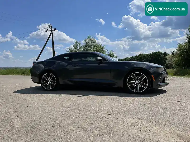 Chevrolet Camaro 2017, фото з оголошення 2 з 20, VIN 1G1FB1RS5H0207857