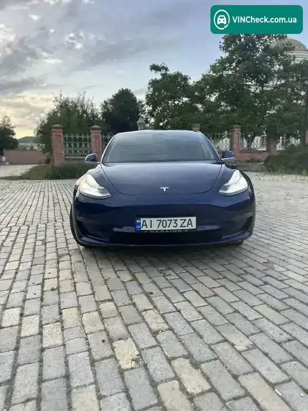 Tesla Model 3 2019, фото з оголошення 2 з 21, VIN 5YJ3E7EA8KF376295