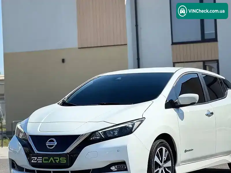 Nissan Leaf 2018, фото з оголошення 2 з 20, VIN SJNFAAZE1U0019395