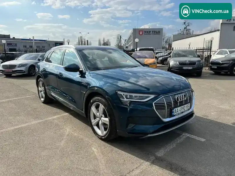 Audi e-tron 2020, фото з оголошення 1 з 21, VIN WAUZZZGE0LB025621