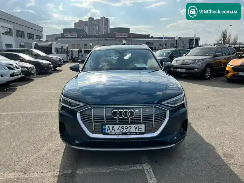 Audi e-tron 2020, фото з оголошення 2 з 21, VIN WAUZZZGE0LB025621