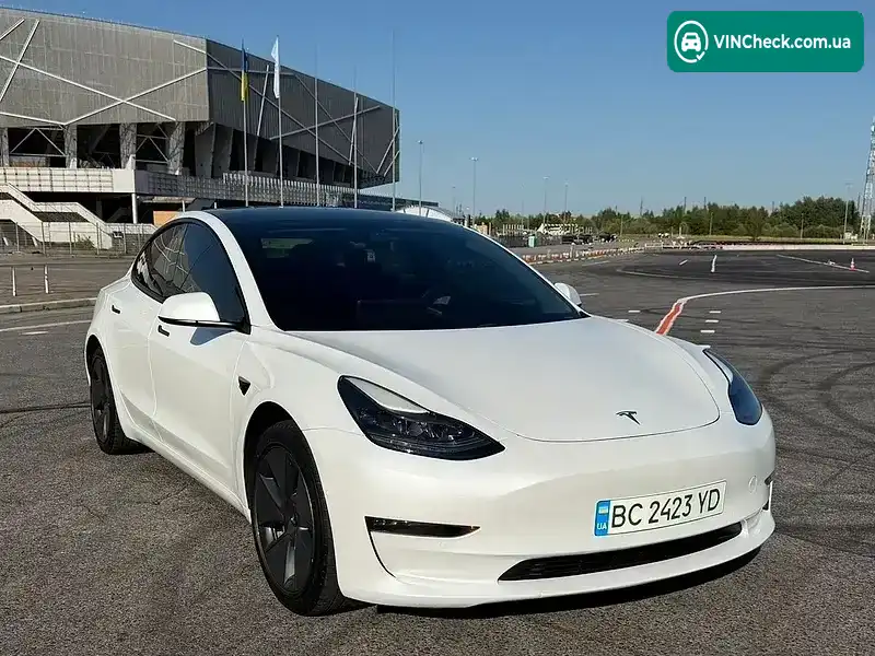 Tesla Model 3 2021, фото з оголошення 2 з 20, VIN 5YJ3E1EB2MF054518