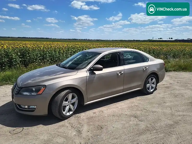 Volkswagen Passat 2015, фото з оголошення 1 з 15, VIN 1VWAT7A31FC101940