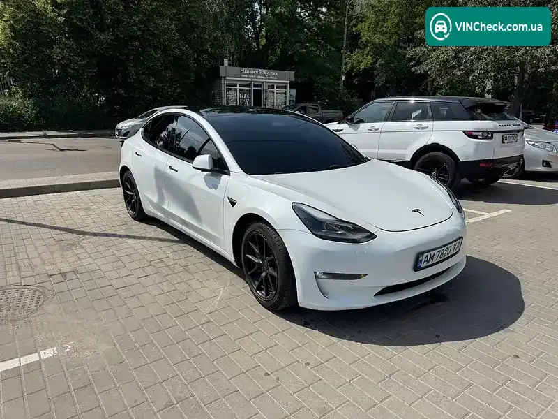 Tesla Model 3 2021, фото з оголошення 2 з 11, VIN 5YJ3E1EB0MF979931