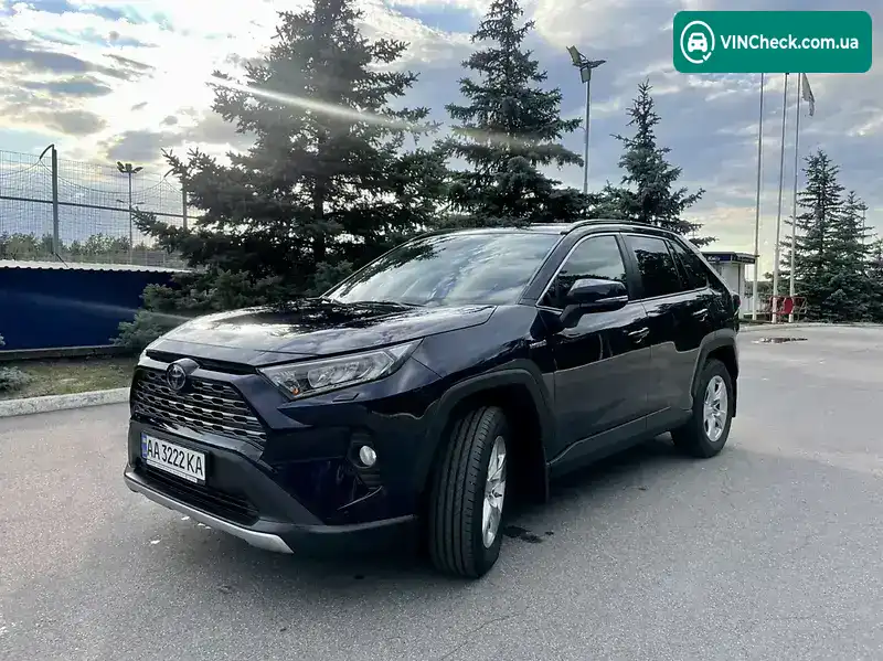 Toyota RAV4 2021, фото з оголошення 1 з 20, VIN JTMRW3FV80D101905