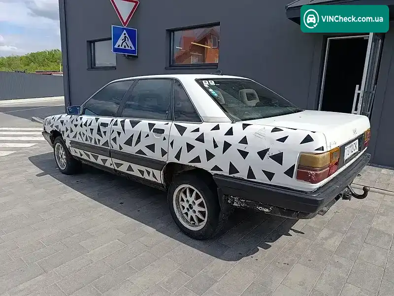 Audi 100 1989, фото з оголошення 2 з 10, VIN WAUZZZ44ZKN086791
