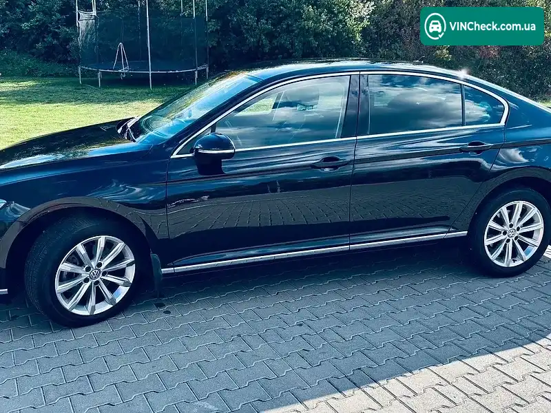 Volkswagen Passat 2017, фото з оголошення 2 з 20, VIN WVWZZZ3CZJE118915