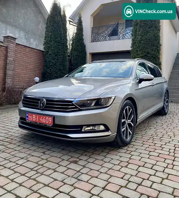 Volkswagen Passat 2017, фото з оголошення 2 з 20, VIN WVWZZZ3CZHE100017
