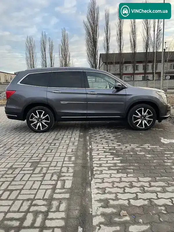 Honda Pilot 2020, фото з оголошення 2 з 20, VIN 5FNYF6H63MB035572