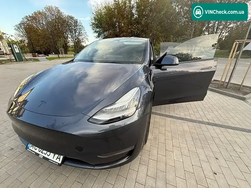 Tesla Model Y 2022, фото з оголошення 2 з 20, VIN 7SAYGDEE2NF389987