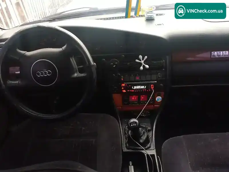 Audi 100 1991, фото з оголошення 2 з 14, VIN WAUZZZ4AZMN093326