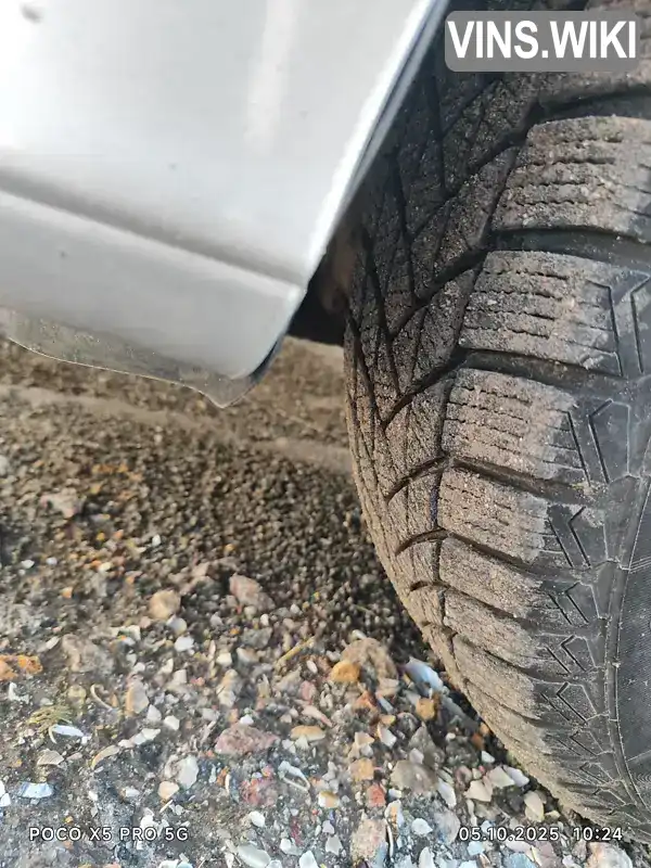 Nissan Maxima 1995, фото з оголошення 2 з 10, VIN JN1CAUA32U0008117