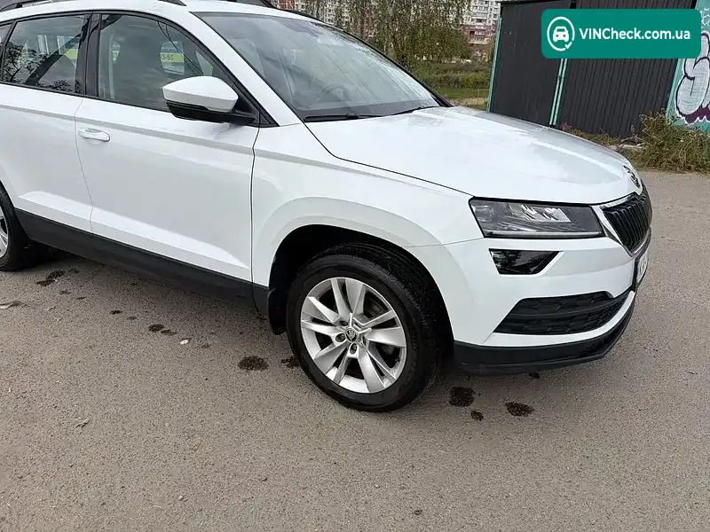 Skoda Karoq 2021, фото з оголошення 2 з 20, VIN TMBJC6NU9NB200400