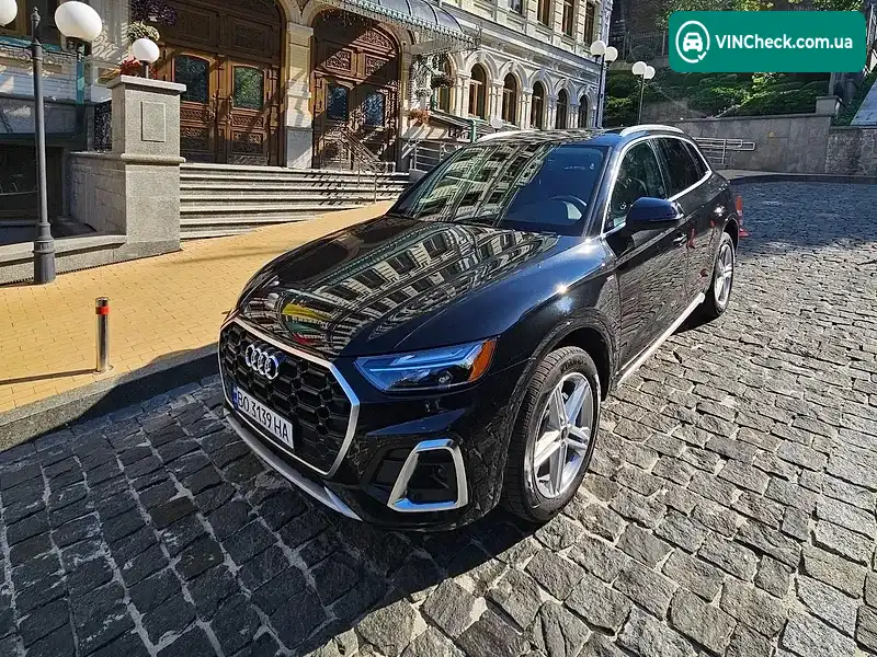 Audi Q5 2024, фото з оголошення 2 з 20, VIN WA1E2AFY3R2129672